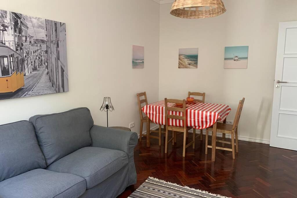Casa Do Largo Sardinha - Very Central Apartment With Ac Lisboa المظهر الخارجي الصورة